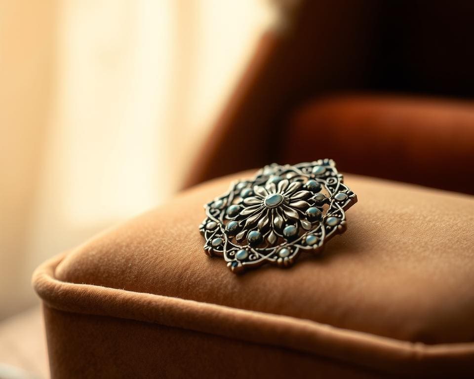 significado broche antiguo