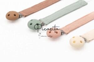 ¿Por qué elegir un sujetachupetes con nombre grabado a láser?