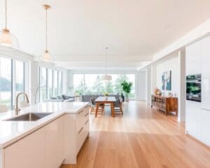 ¿Cómo diseñar una cocina abierta al salón?